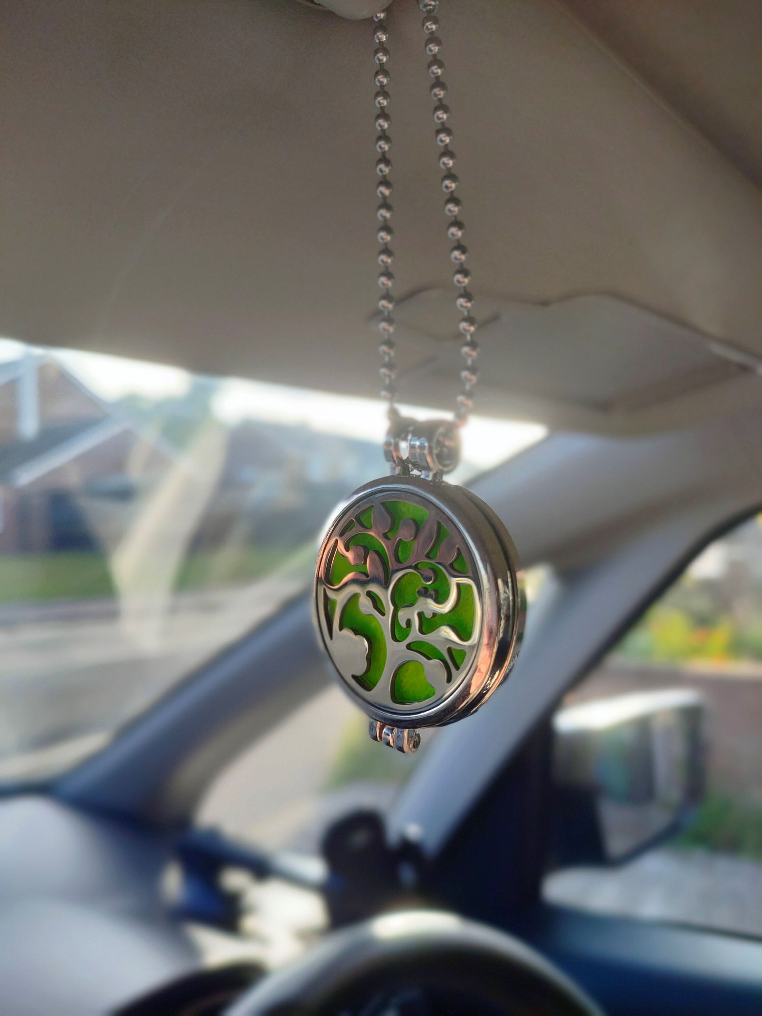 Car Diffuser Aromatherapy  Lockets